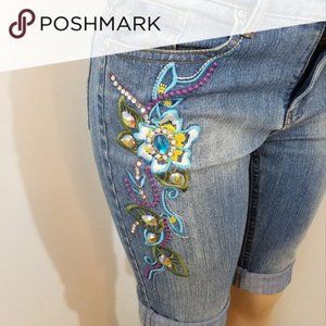 AZI Jeans Bermuda Shorts Exquisite Embroidery & Be